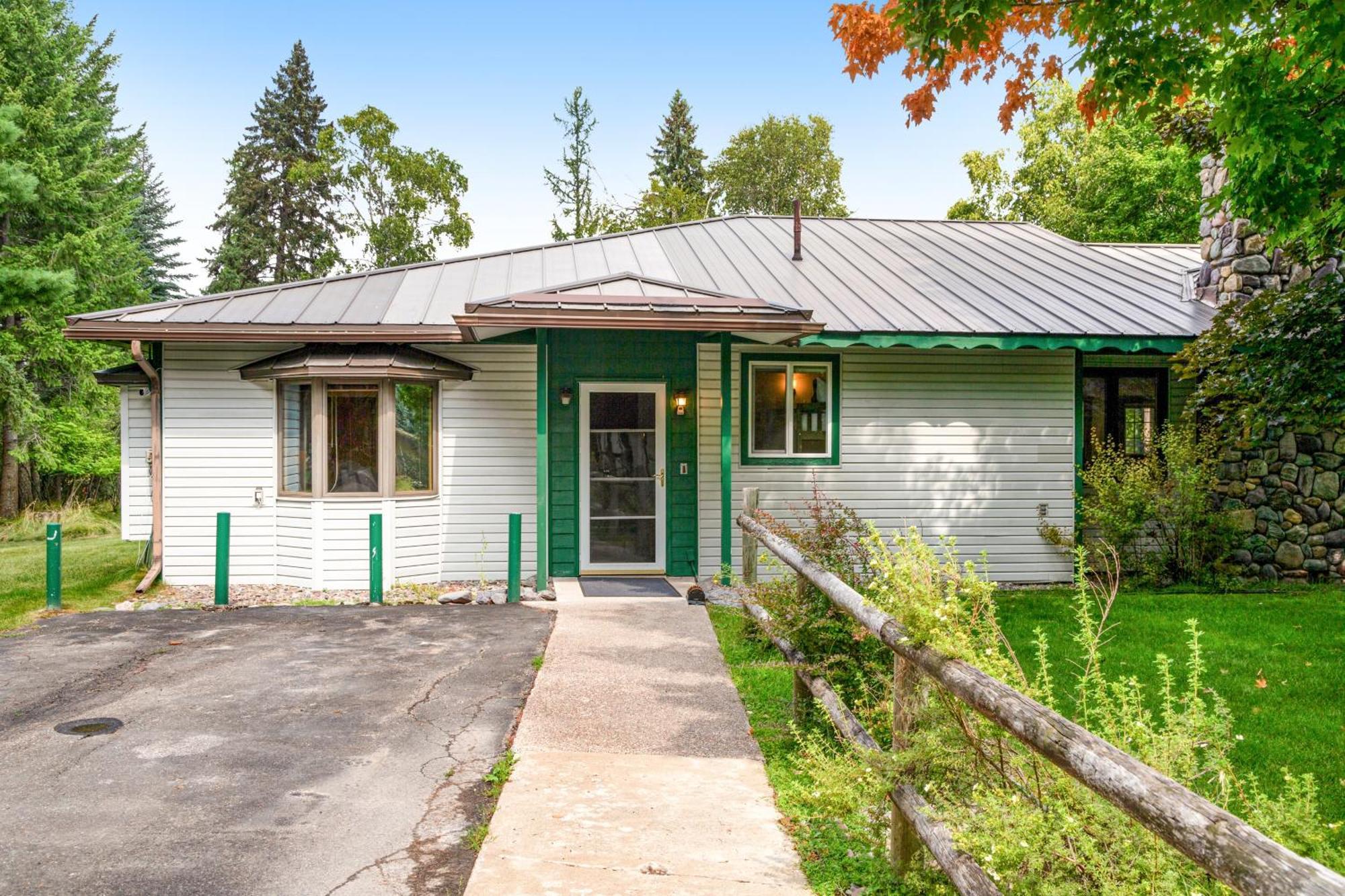 Swan River Rendezvous Bigfork Exterior photo