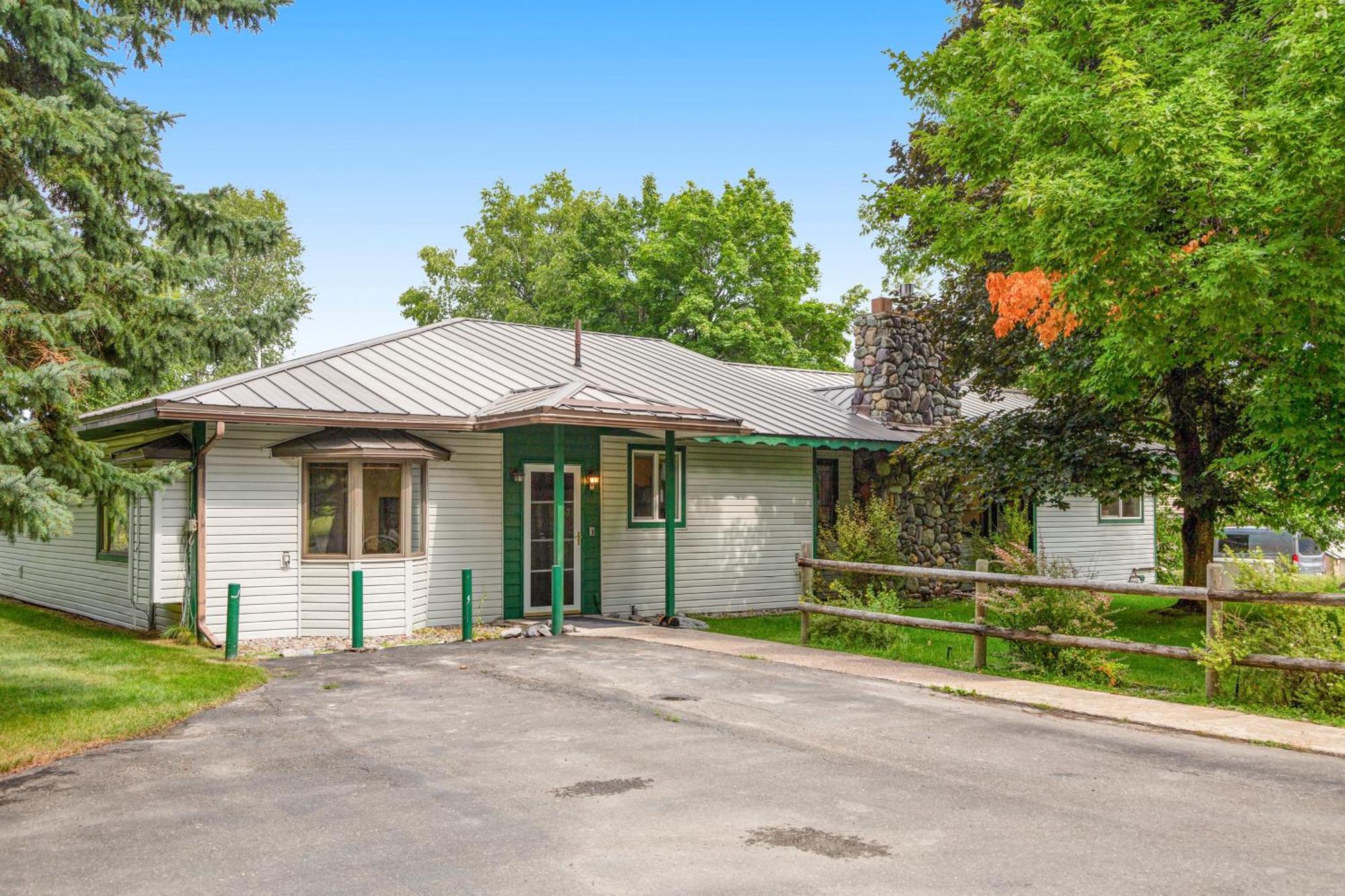 Swan River Rendezvous Bigfork Exterior photo