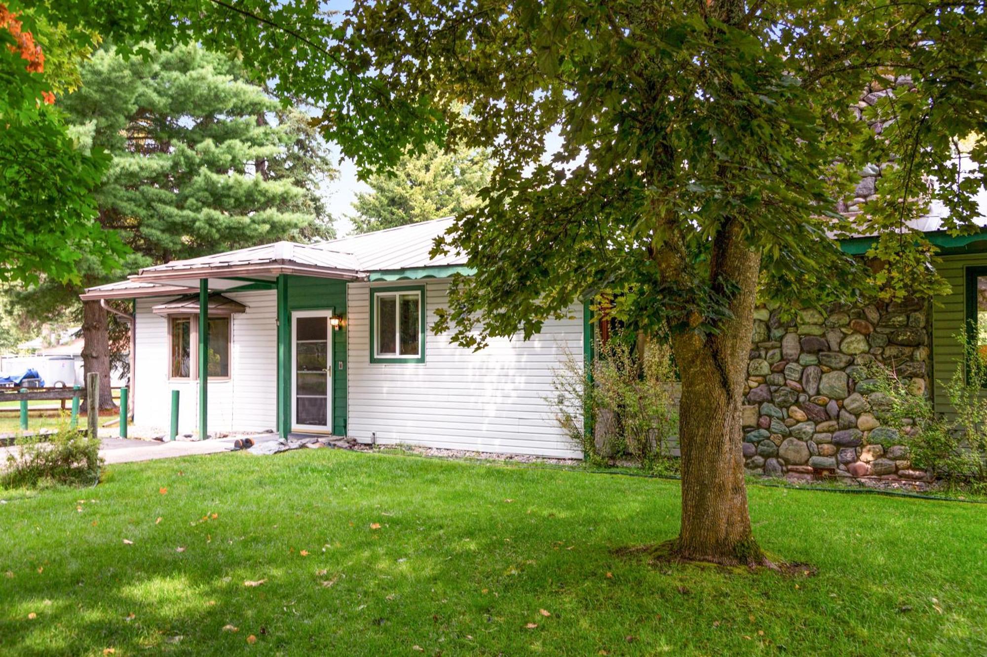 Swan River Rendezvous Bigfork Exterior photo